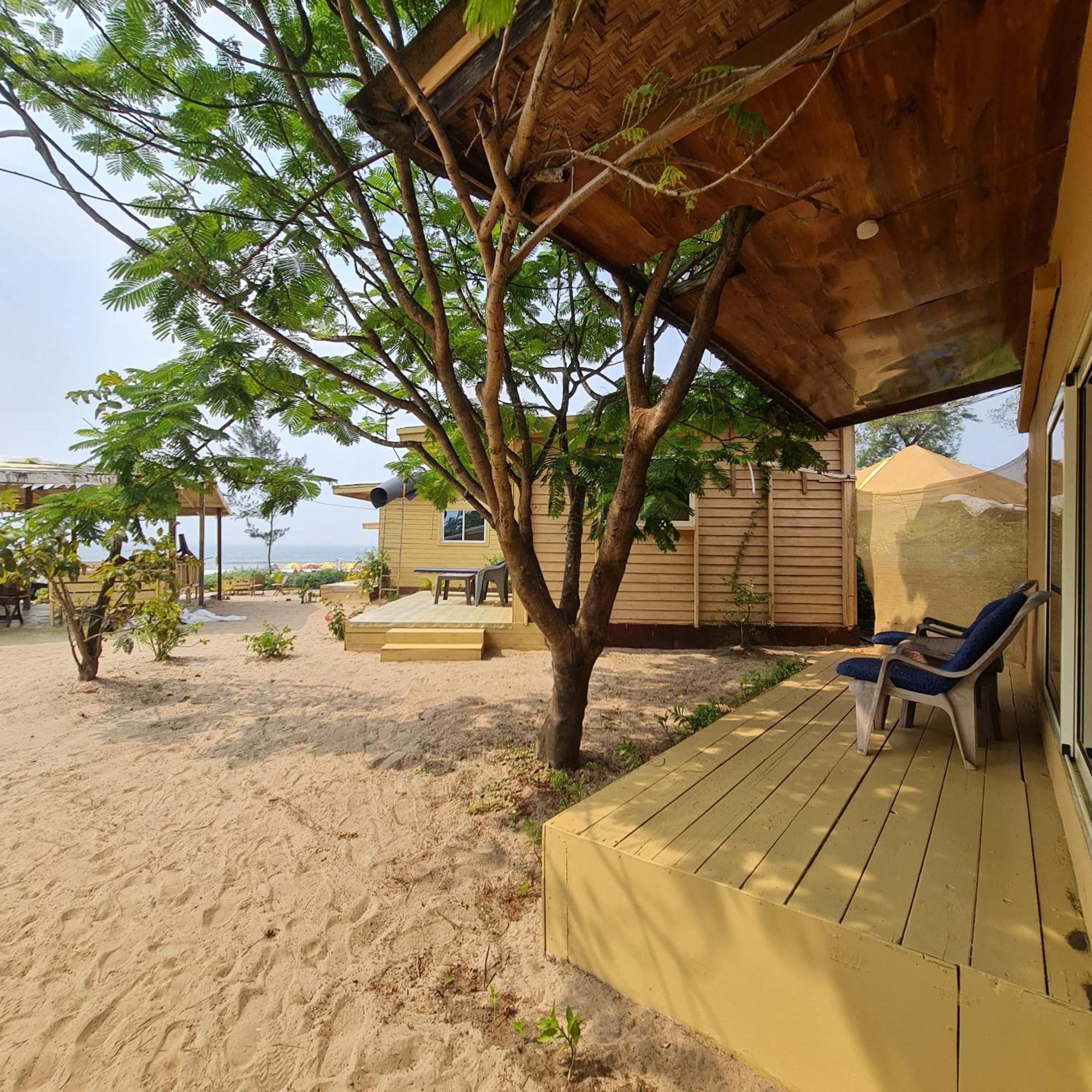 Love Temple Beach Resort Arambol Exterior foto